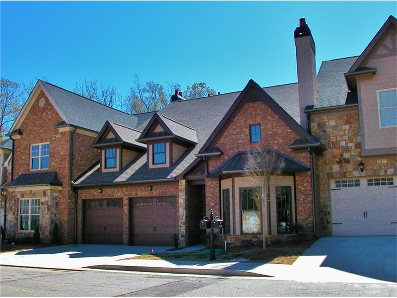 910 Candler Street - Photo 1