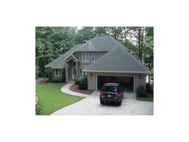 5735 Cherokee Trace, Cumming, GA 30041 (MLS #5679614) :: North Atlanta Home Team