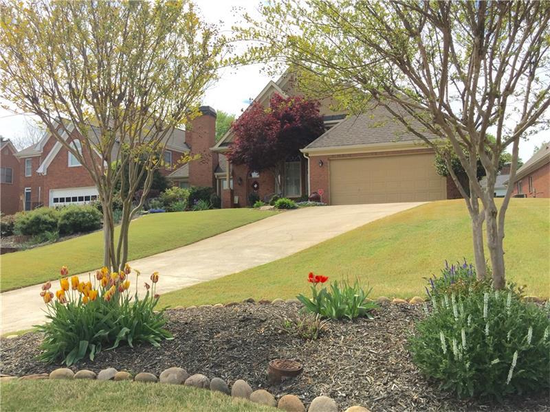 5530 Vicarage Walk, Johns Creek, GA 30005 (MLS #5690381) :: North Atlanta Home Team