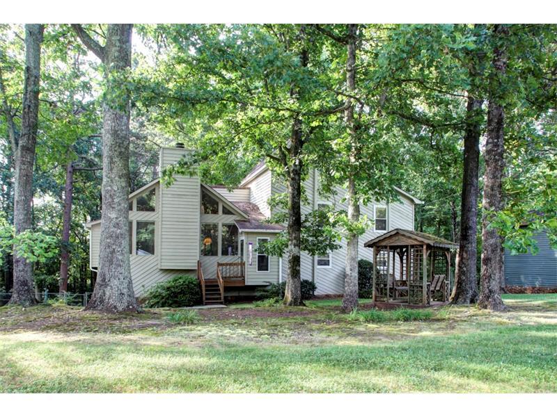 184 W Putnam Ferry Road, Woodstock, GA 30189 (MLS #5699527) :: North Atlanta Home Team