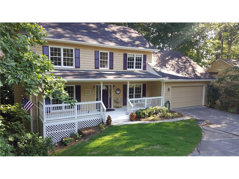 4126 Inola Trail, Roswell, GA 30075 (MLS #5711254) :: North Atlanta Home Team