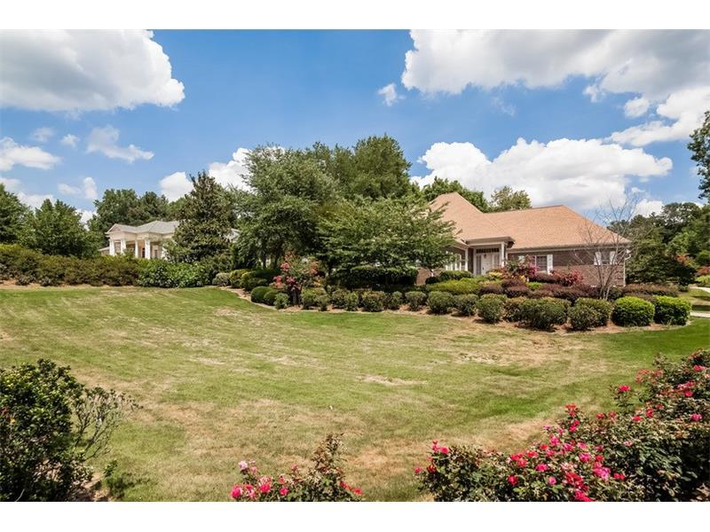 123 Atlanta Country Club Drive, Marietta, GA 30067 (MLS #5716999) :: North Atlanta Home Team