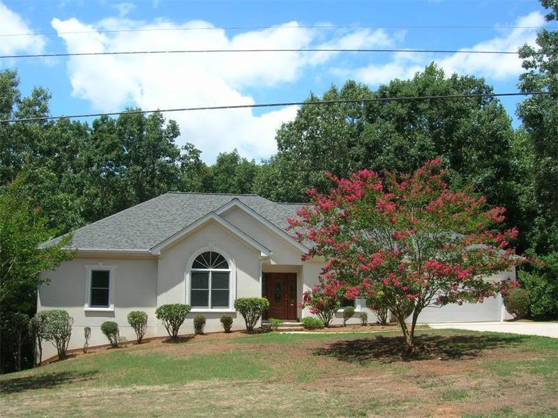 2940 Thompson Mill Road, Gainesville, GA 30506 (MLS #5718856) :: North Atlanta Home Team