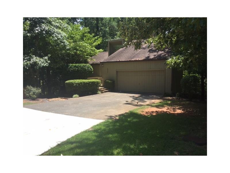 2645 Tritt Springs Trace NE, Marietta, GA 30062 (MLS #5720124) :: North Atlanta Home Team