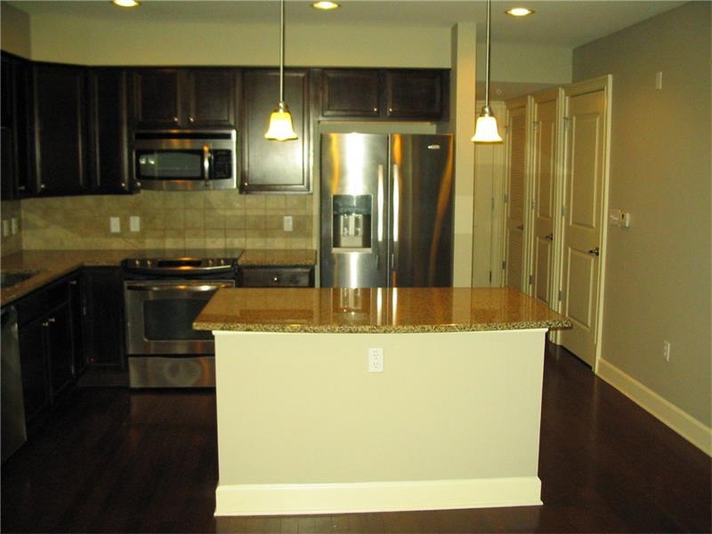 200 River Vista Drive #209, Atlanta, GA 30339 (MLS #5737632) :: North Atlanta Home Team