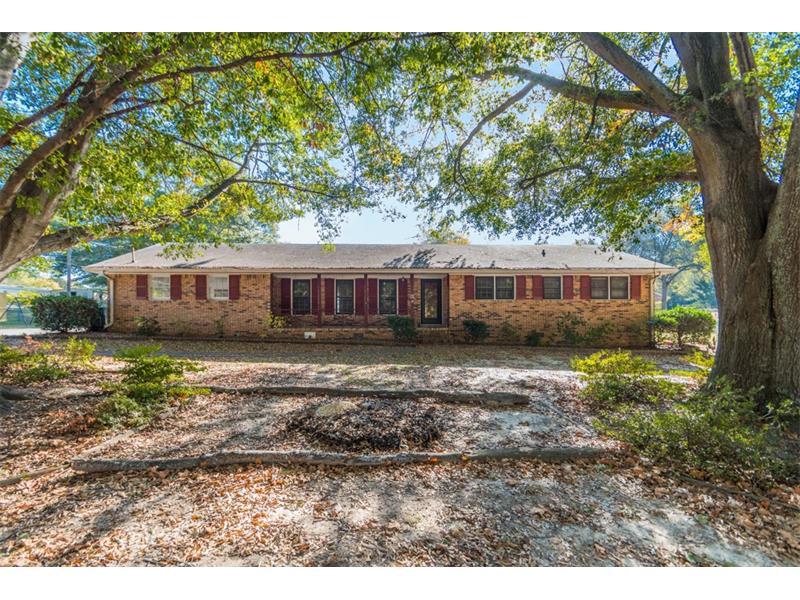 1996 North Road, Snellville, GA 30078 (MLS #5747083) :: North Atlanta Home Team