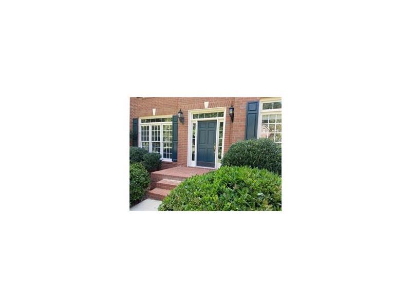 208 Forestview Drive, Suwanee, GA 30024 (MLS #5751129) :: North Atlanta Home Team