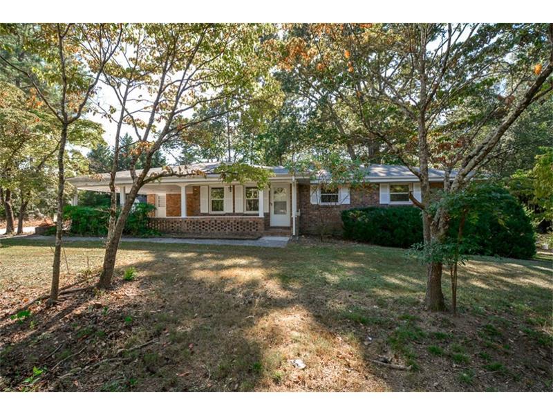 2155 Monterey Drive, Snellville, GA 30039 (MLS #5751531) :: North Atlanta Home Team