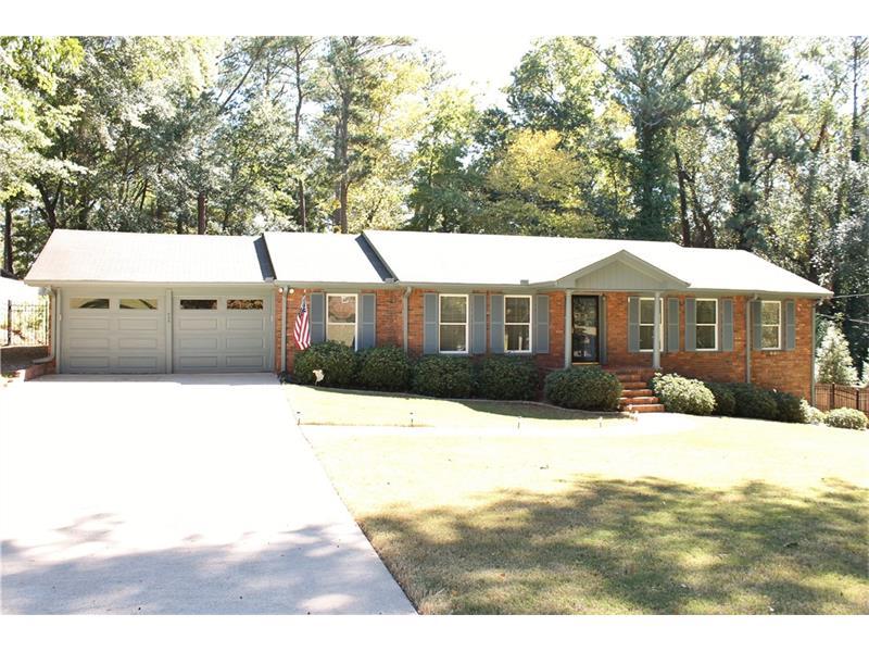 955 Melody Lane, Roswell, GA 30075 (MLS #5752085) :: North Atlanta Home Team