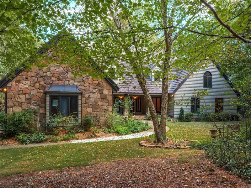 11805 Mountain Park Road, Roswell, GA 30075 (MLS #5756002) :: North Atlanta Home Team