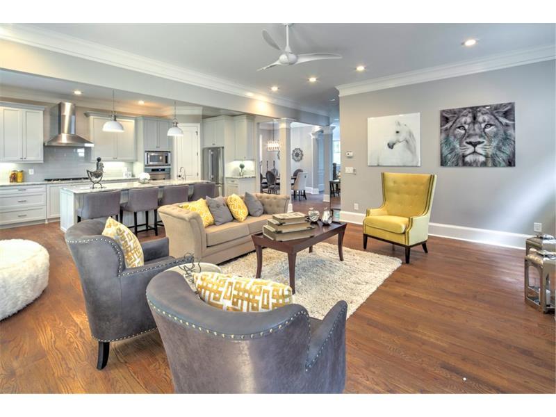 1066 Devine Circle NE, Brookhaven, GA 30319 (MLS #5756079) :: North Atlanta Home Team