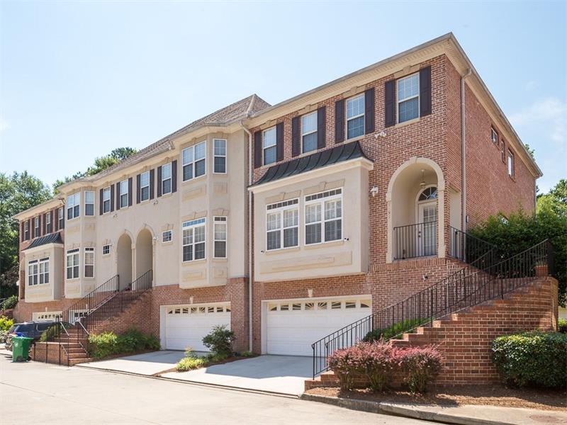 1391 Towne Estates Drive NE, Brookhaven, GA 30319 (MLS #5758007) :: North Atlanta Home Team