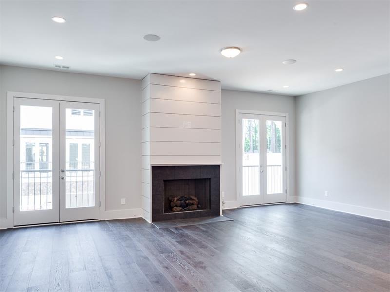 110 Canton Way - Photo 1
