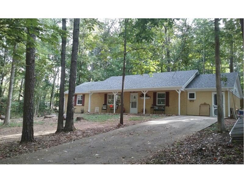 110 Crestwood Drive, Canton, GA 30114 (MLS #5758505) :: North Atlanta Home Team