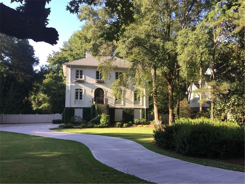 976 Peachtree Battle Circle NW, Atlanta, GA 30327 (MLS #5760779) :: North Atlanta Home Team