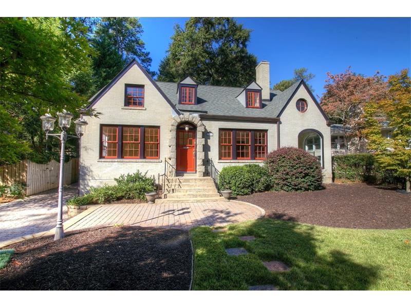 37 Clarendon Avenue, Avondale Estates, GA 30002 (MLS #5762570) :: North Atlanta Home Team