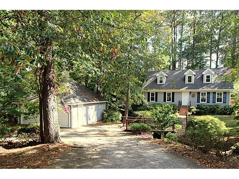 2140 Kinridge Road, Marietta, GA 30062 (MLS #5763432) :: North Atlanta Home Team