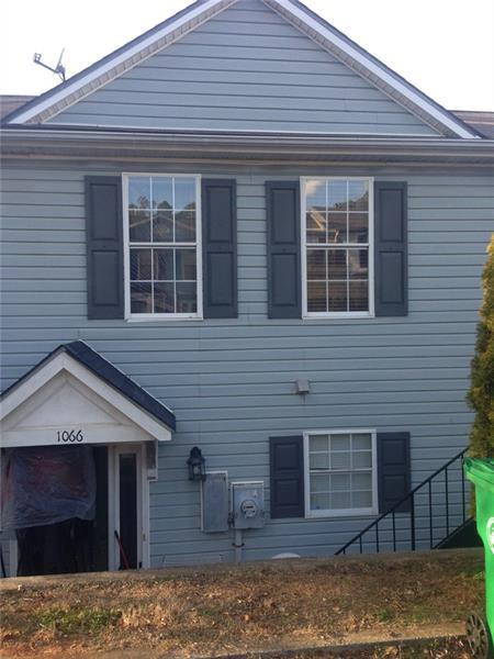 1066 Thornwoode Lane - Photo 1