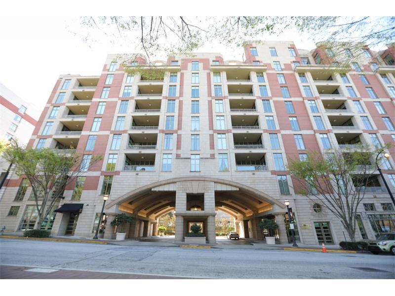 250 Park Avenue West - Photo 1