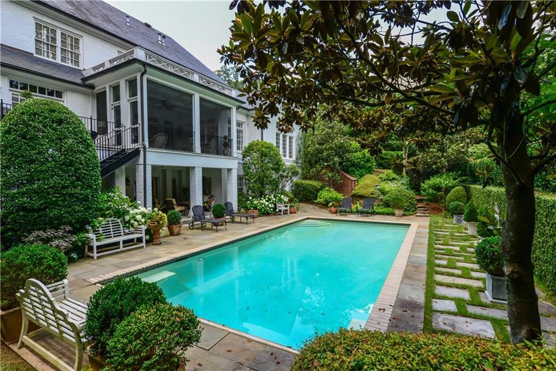 875 Paces Ferry Road - Photo 1