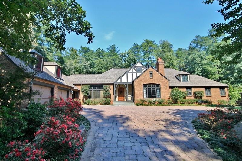 5595 Cross Gate Drive - Photo 1
