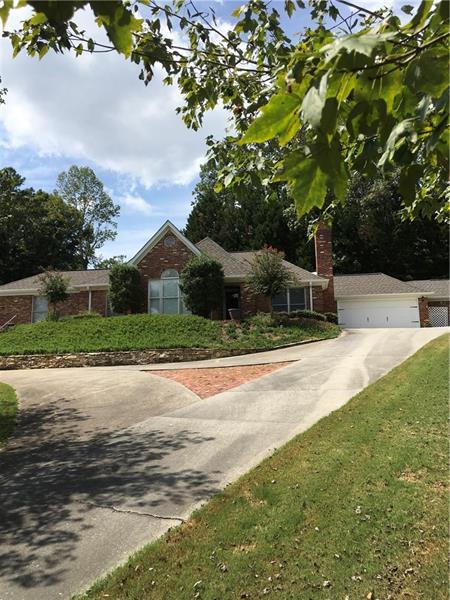 345 Camelot Circle - Photo 1