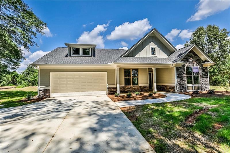 5435 Hightower Trail - Photo 1