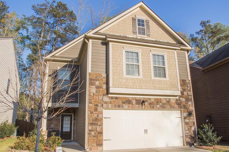 275 Shaw Drive - Photo 1