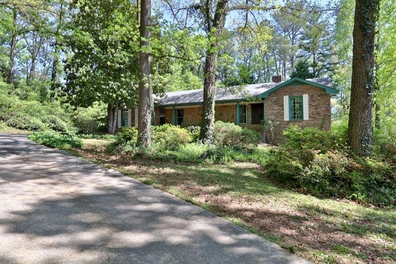 2202 Cruse Road - Photo 1
