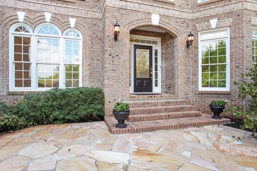 210 Davis Glen Court - Photo 1