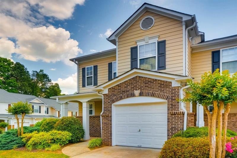 1010 Privy Lane - Photo 1
