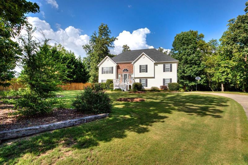 50 Lowry Way - Photo 1