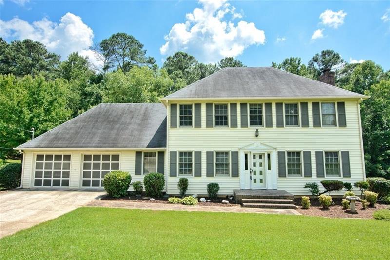 112 Elizabeth Lane - Photo 1
