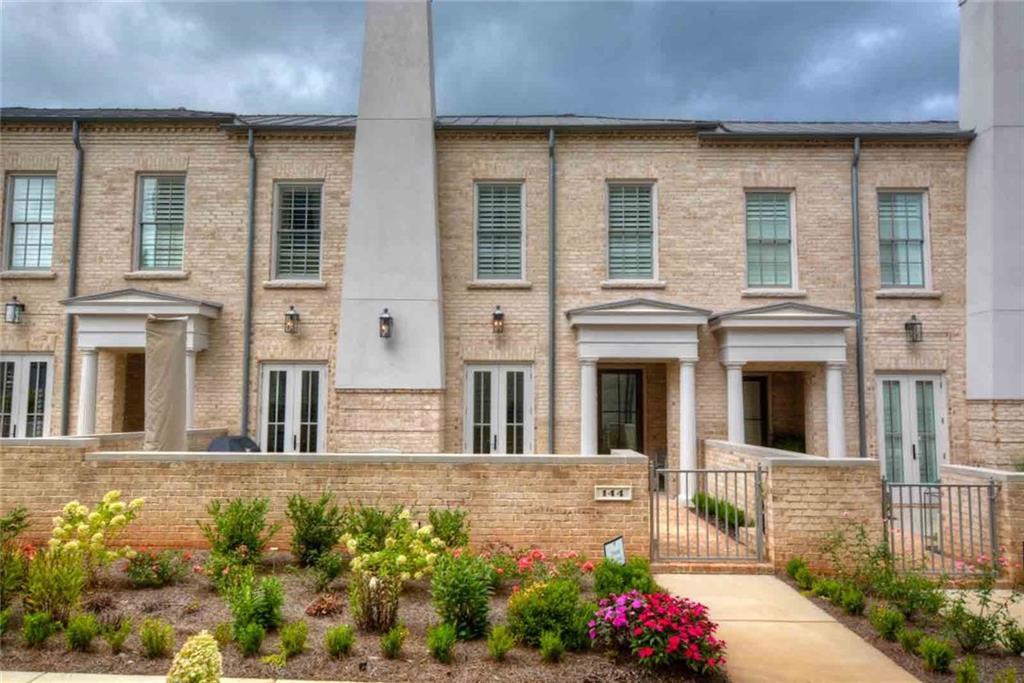 144 Grand Crescent - Photo 1