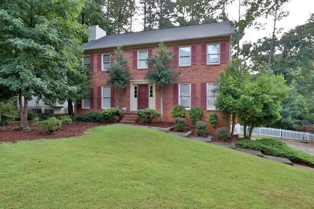 485 Guilford Circle - Photo 1