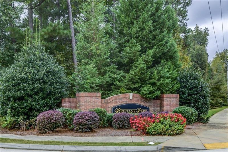 6217 Selborn Drive - Photo 1