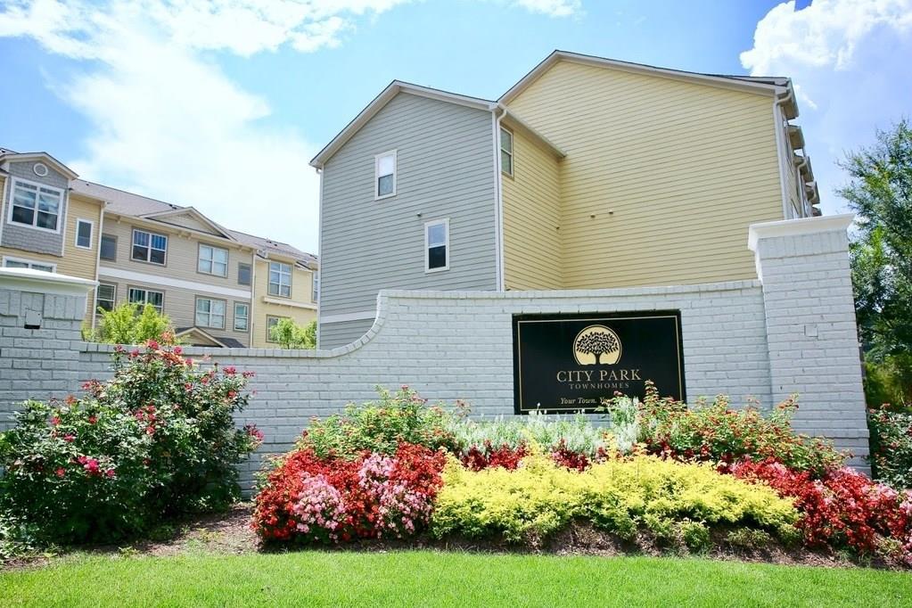 216 Semel Drive - Photo 1
