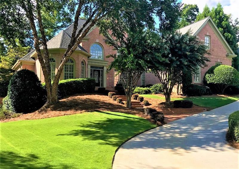 6045 Laurel Oak Drive - Photo 1