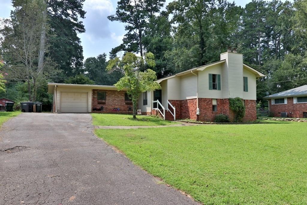 1942 Darrell Drive - Photo 1