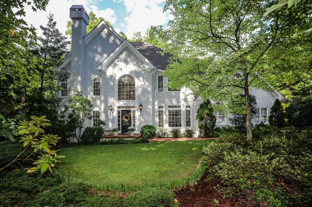 100 Connemara Road - Photo 1