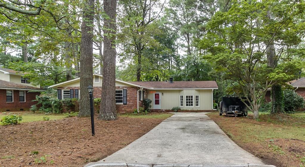 910 Oriole Lane - Photo 1