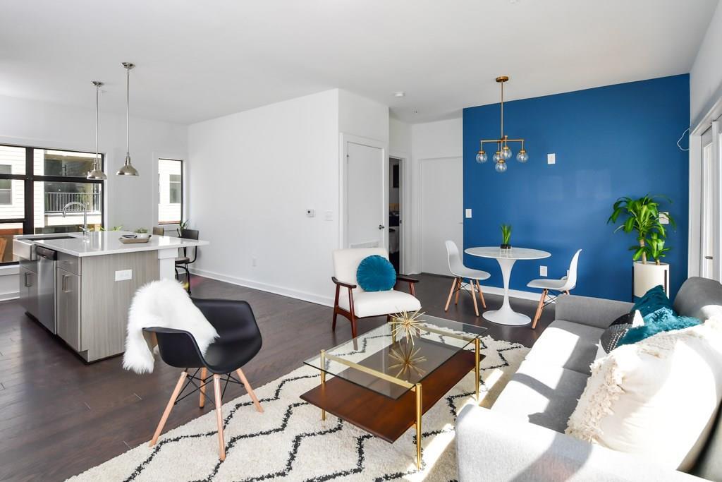 60 Moda Lane - Photo 1