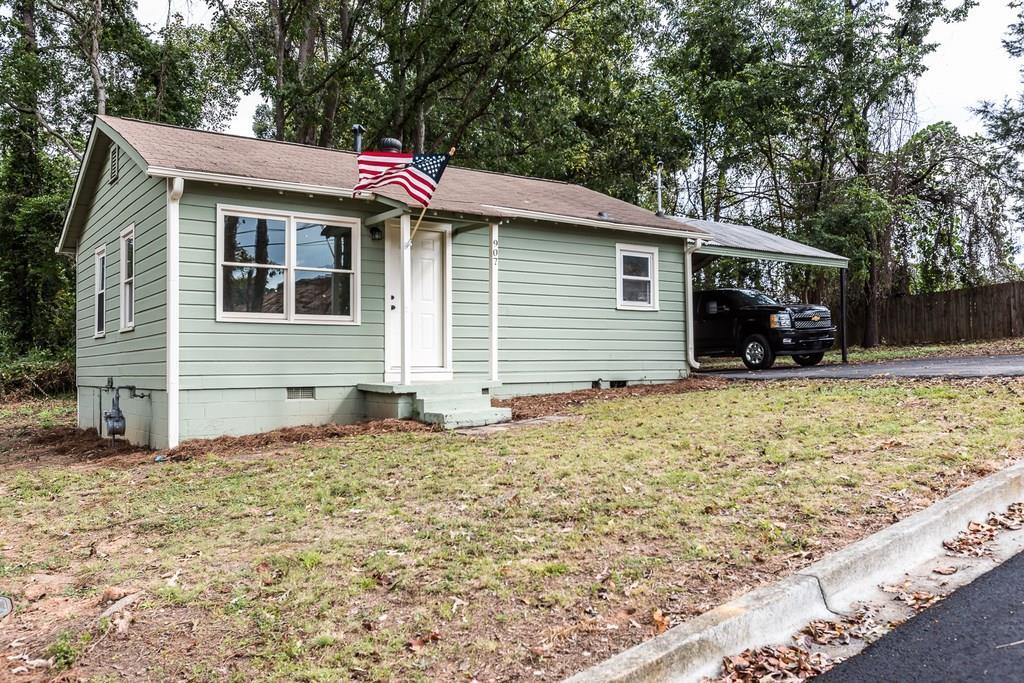 907 Wells Circle - Photo 1
