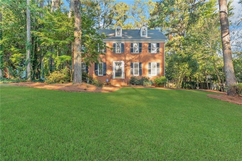 3158 Normandy Circle - Photo 1