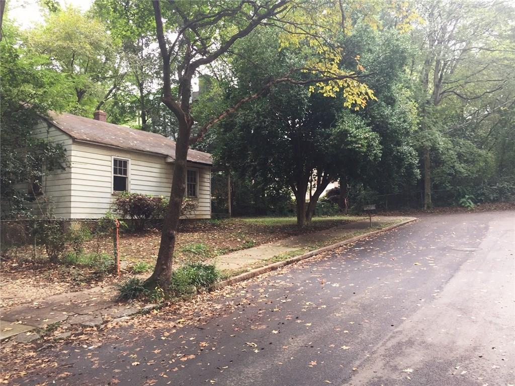 1247 Lyle Place - Photo 1