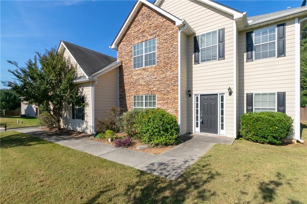 306 Farmbrook Pass - Photo 1