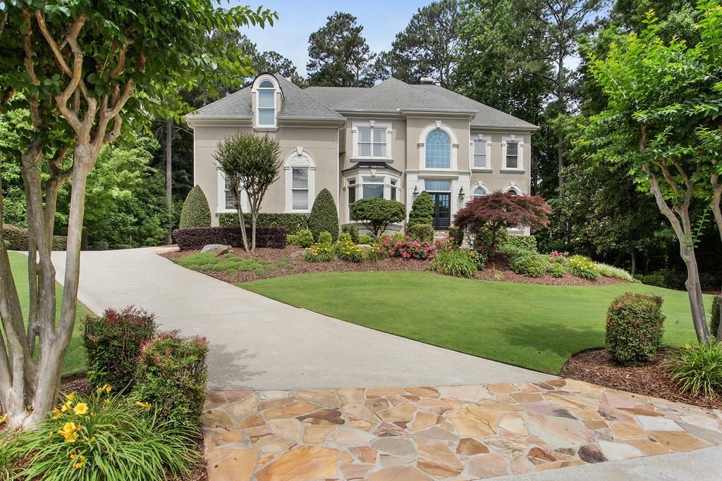 1045 Bay Pointe Crossing - Photo 1