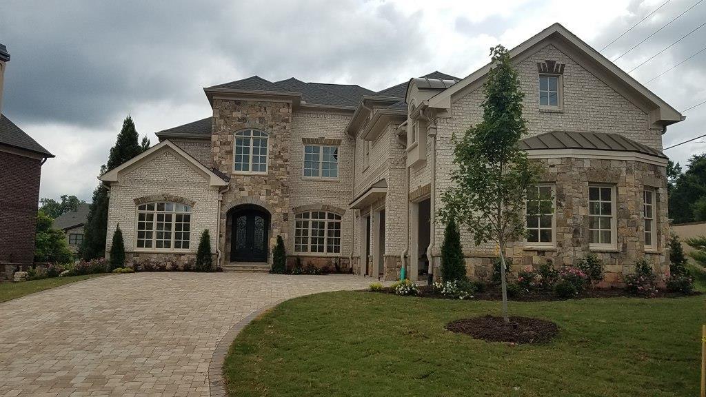 1200 Windsor Estates Drive - Photo 1