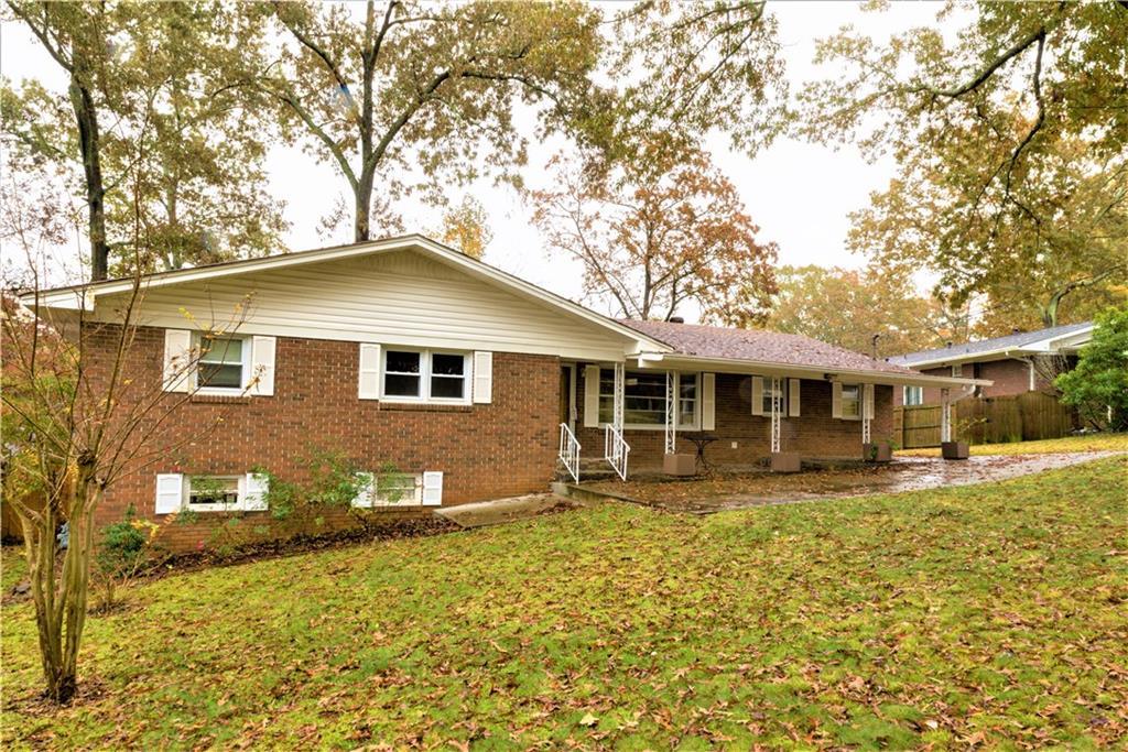 7 Lynn Haven Drive - Photo 1