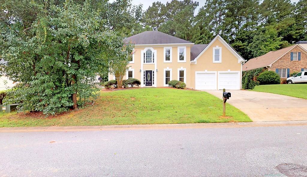 5037 Oak Hollow Drive - Photo 1